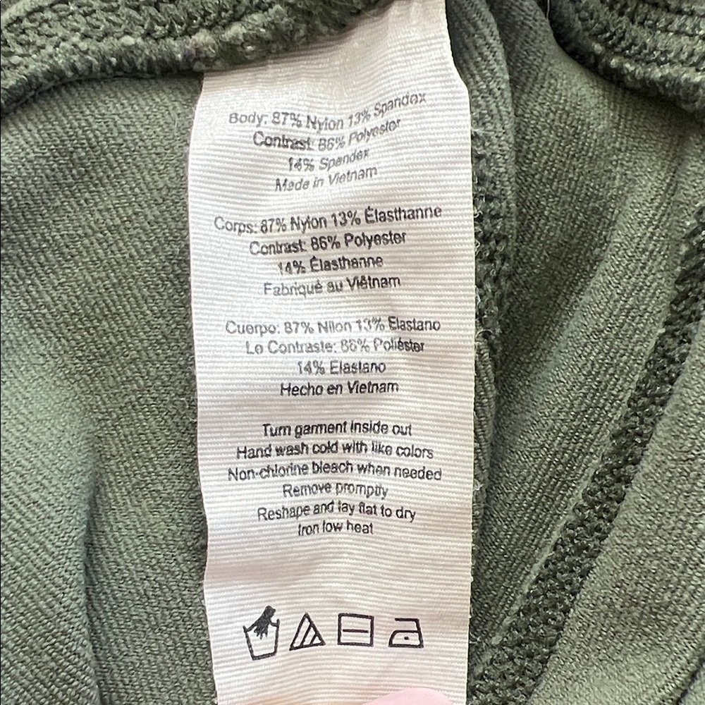 ALO Yoga Sage Green Women's Leggings - Picture 11 of 12